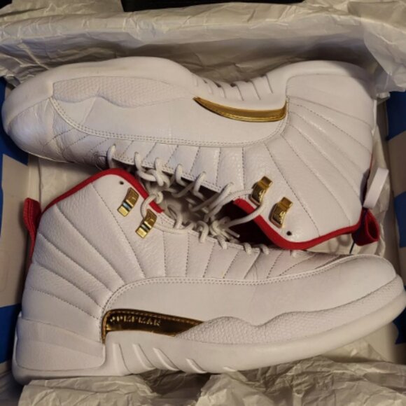 Air Jordan 12 Retro FIBA 2019 - Picture 2 of 4